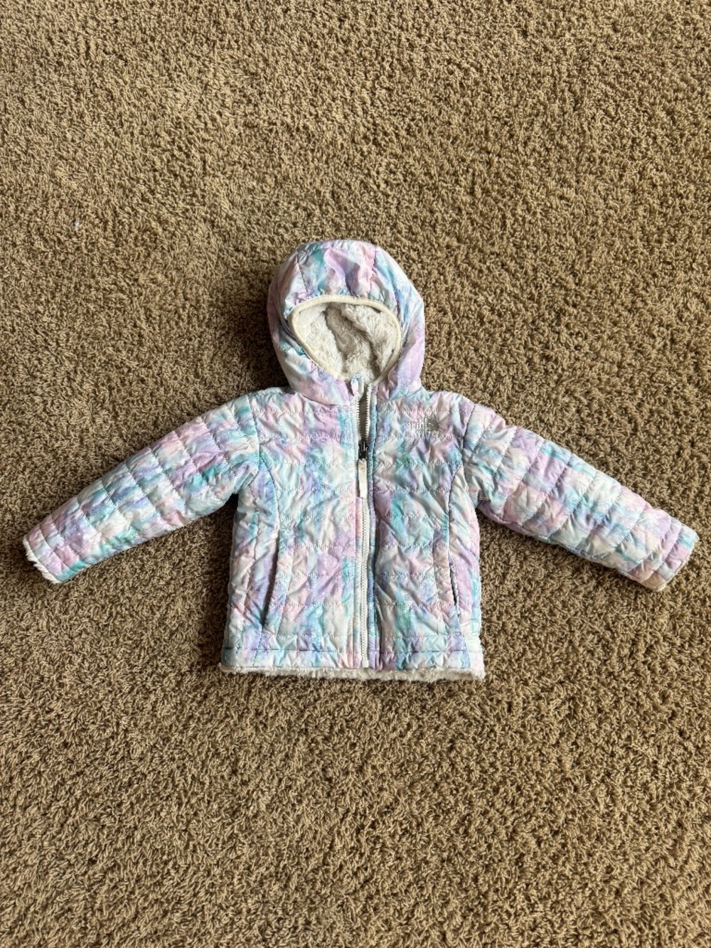 4T Girls’ North Face Hooded Winter Coat – Super Soft & Cozy